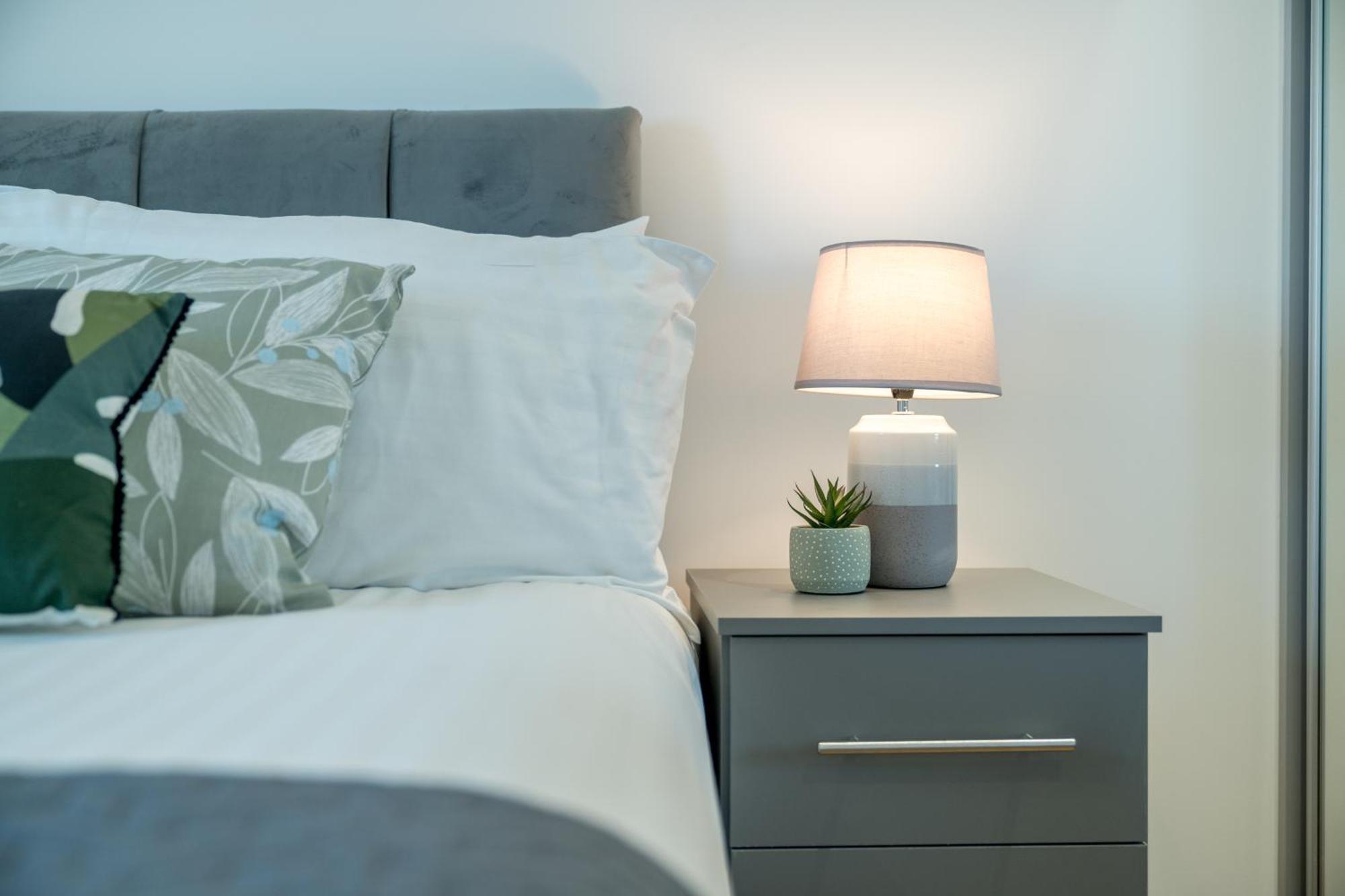 Skyvillion - London River Thames Top Floor Apartments By Woolwich Ferry, Mins To London Excel, O2 Arena , London City Airport With Parking Exteriér fotografie