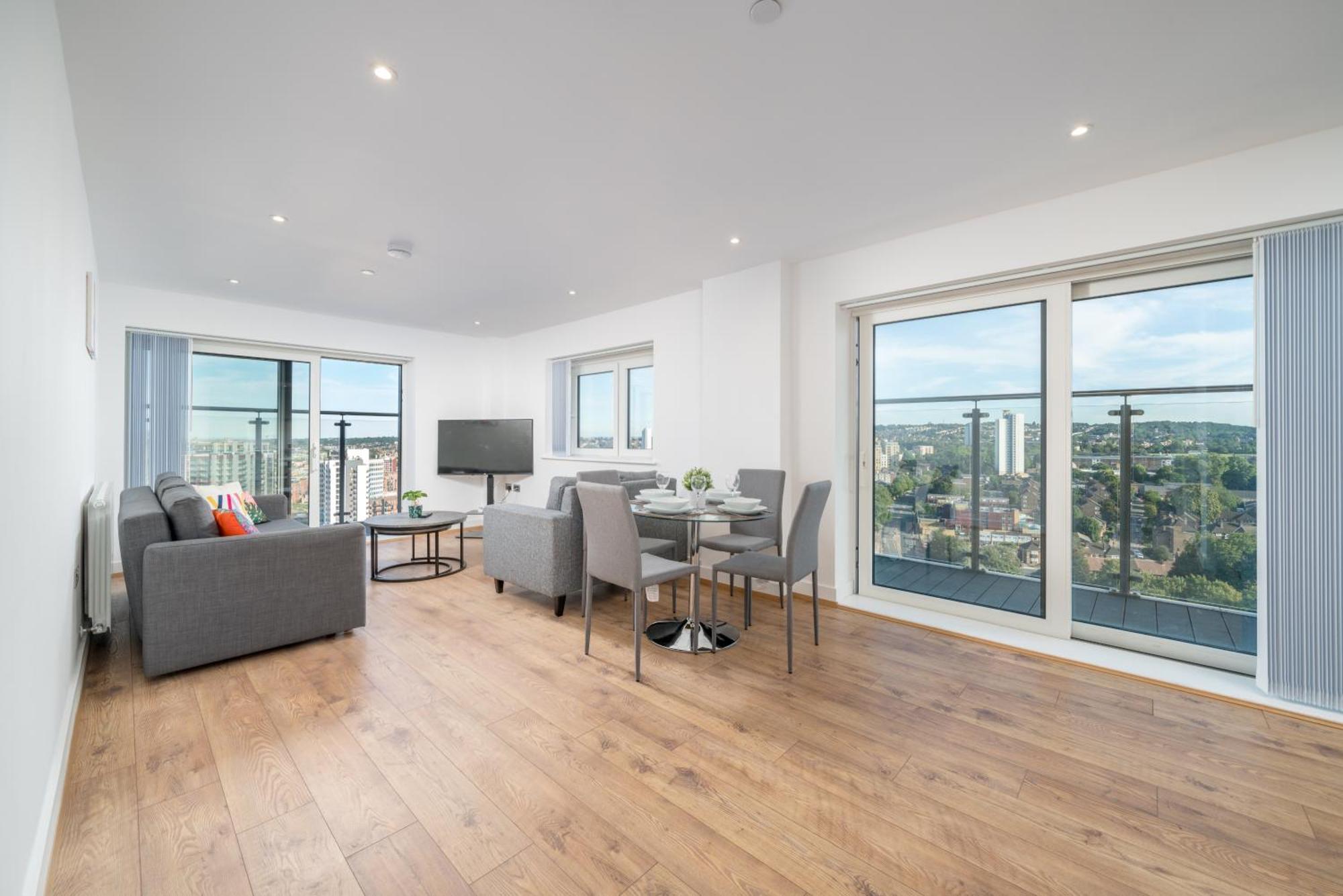 Skyvillion - London River Thames Top Floor Apartments By Woolwich Ferry, Mins To London Excel, O2 Arena , London City Airport With Parking Exteriér fotografie
